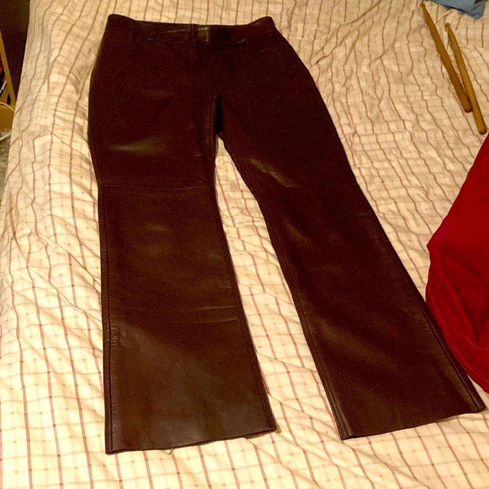 VTG Y2K Banana Republic 100% Genuine Leather Womens Pants Brown Size 8 Front zip